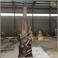 銅槍景觀(guān)雕塑
