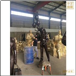 美女購物人物銅雕塑銷(xiāo)售